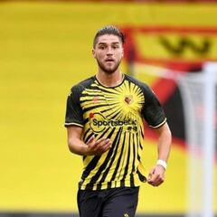 El impacto que causó Sierralta en su primera titularidad en Watford: "Dominante..."