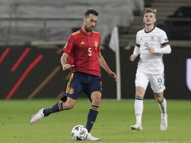 Lo más cómodo para Busquets era hacerse un Piqué