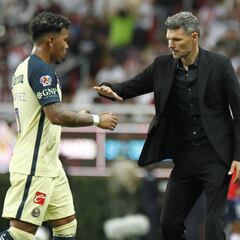 Fernando Ortiz se quedará en el América hasta finalizar el torneo