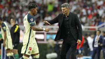 Fernando Ortiz en un partido del América