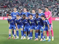 La camiseta está inspirada en la equipación alternativa que el Real Zaragoza utilizó en la temporada 1986/1987, una etapa en la que el club estrenó por primera vez un tercer uniforme de color azul. Aquella indumentaria se utilizó en la Recopa de Europa, destacando el partido disputado el 22 de abril de 1987 en el Olympic Stadium de Ámsterdam ante el Ajax.