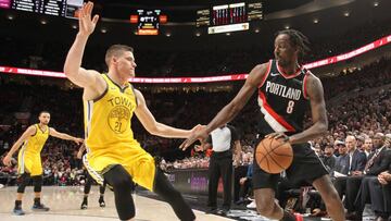 Feb 13, 2019; Portland, OR, USA; Portland Trail Blazers forward Al-Farouq Aminu (8) drives the baseline against Golden State Warriors forward Jonas Jerebko (21) in the second half at Moda Center. Mandatory Credit: Jaime Valdez-USA TODAY Sports