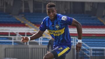 Jan Lucumi durante un partido de Boca Juniors de Cali.