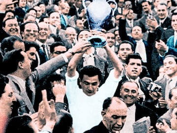 Consiguió tres Copas de Europa como jugador del Real Madrid (1956, 1957 y 1958).