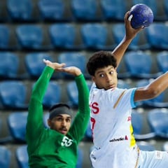 España hace los deberes en un ratito ante Arabia Saudí