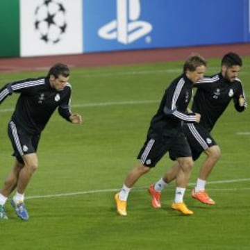 Isco volverá esta noche a la titularidad. En el entrenamiento realizado ayer por el Madrid en el estadio Vasil Levski, se le vio muy concentrado junto a Modric, Bale y Cristiano.