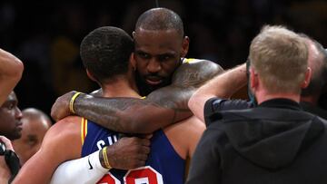 How many points did LeBron James score against the Warriors?