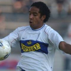 El olvidado paso de Jean Beausejour por la U. Católica