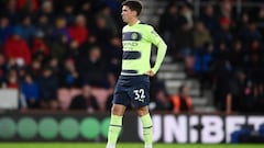 Who is new Manchester City star Máximo Perrone?