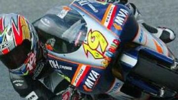 <b>MEJORA.</b> Álvaro Bautista ha conseguido el segundo mejor tiempo en los entrenamientos oficiales y saldrá en primera línea.