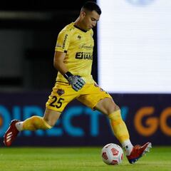 "Muchas veces me cuestioné": el arquero que debutó en Primera tras 10 años