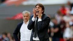 El entrenador italiano del Chelsea, Antonio Conte, durante un partido.