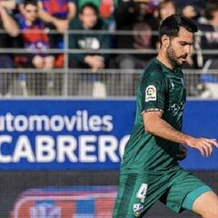 El Huesca disfruta del mejor momento de Insua