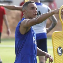 El Valencia se teme una ofensiva blanca por Rodrigo Moreno