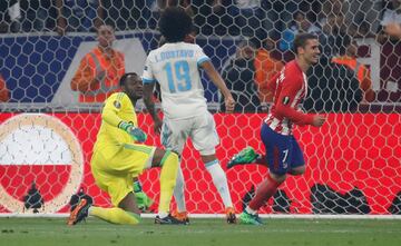 0-1. Antoine Griezmann celebró el primer gol.