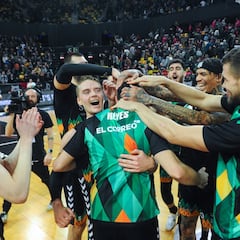 Reyes se corona en Miribilla