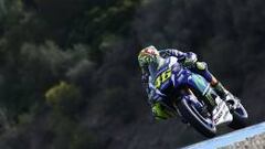 Valentino Rossi con la Yamaha en Jerez.