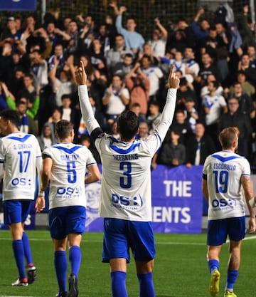 John le dedicó así a su padre el gol que recientemente le dio al Europa el triunfo 2-3 en Cornellá. 