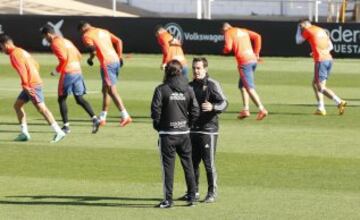 Gary Neville durante un entrenamiento. 