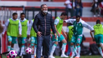 Ariel Holan: “El VAR temina siendo la fiscalía de la justicia”