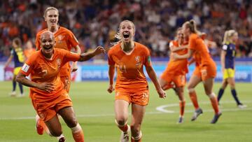 Jugadoras de Holanda celebran un gol ante Suecia en el Mundial. 