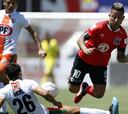 La racha de penales que Leo Valencia cortó en El Salvador