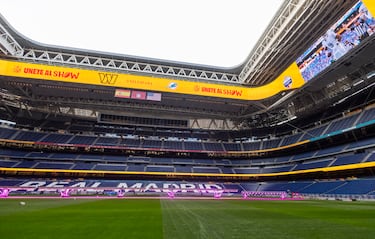 Las dimensiones del Bernabéu son de 105 metros de largo por 68 de ancho, y el estándar de la NFL está en unos 110x49.