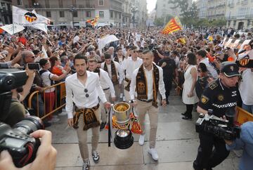 Parejo y Jaume llevan la Copa.