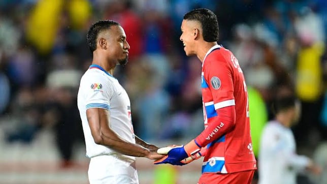 La dupla Mier-Ditta, el sostén incondicional de Anselmi