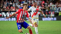 Momento del partido de LaLiga EA Sports entre el Rayo Vallecano y el Atlético de Madrid.