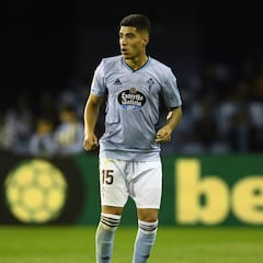 Olaza: "Me gustaría seguir en Vigo, aquí me tratan muy bien"