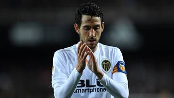 El centrocampista y capit&aacute;n del Valencia, Dani Parejo, durante un partido.