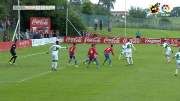 M¨¢s leyenda del f¨²tbol espa?ol todav¨ªa: el ag¨®nico gol salvador de Nino en el 85'