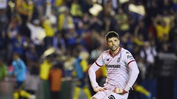 Tiago Volpi of Toluca during the Quarter final first leg round match between America and Toluca as part of the Liga BBVA MX, Torneo Apertura 2024 at Ciudad de los Deportes Stadium on November 27, 2024 in Mexico City, Mexico.