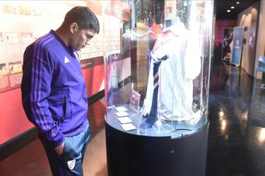 El plantel de River visitó el museo antes de la Recopa