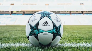 Champions League 2017/18 group stage ball unveiled