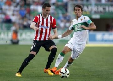 Elche-Athletic de Bilbao.
Mosquera y Viguera.