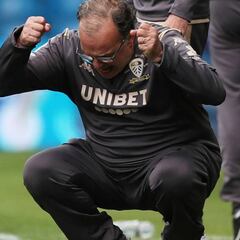 La frase de Isla sobre la opción de jugar en el Leeds de BIelsa