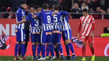 Borja Bastón anestesia el golazo de chilena de Stuani