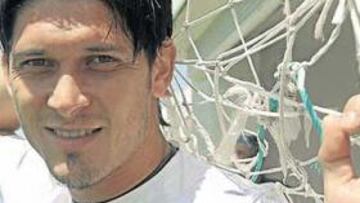 <b>TRANQUILO. </b>Edu espera romper la mala racha y certificar la permanencia en Balaídos.