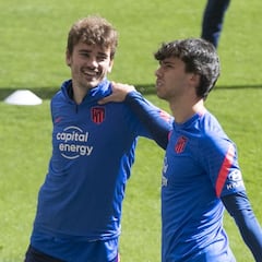 João Félix-Griezmann en ataque y la manija para el capitán Koke
