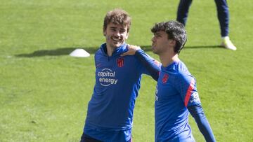 Griezmann y Jo&atilde;o F&eacute;lix, en un entrenamiento del Atl&eacute;tico