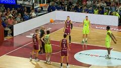 El inexplicable tiro libre que confundió hasta al narrador del partido del Barça