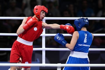 Lin Yu Ting, durante su combate contra Sitora Turdibekova.