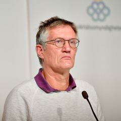 Un epidemiólogo sueco carga contra la eficacia de las mascarillas