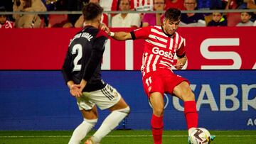 Valery Fernández, con el Girona, en un partido ante Osasuna.