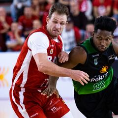 El Joventut ahoga un poco más al Baxi Manresa