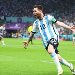 Lionel Messi adelantó a Argentina en el juego contra México