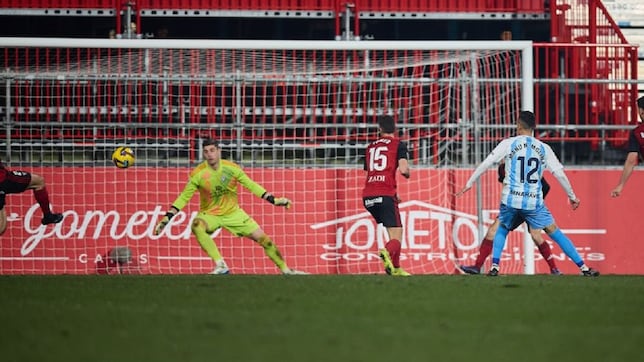 Reencuentro de Manu Molina con el gol y el Real Zaragoza