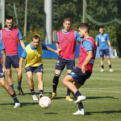 Las tarjetas empiezan a jugar para el Deportivo